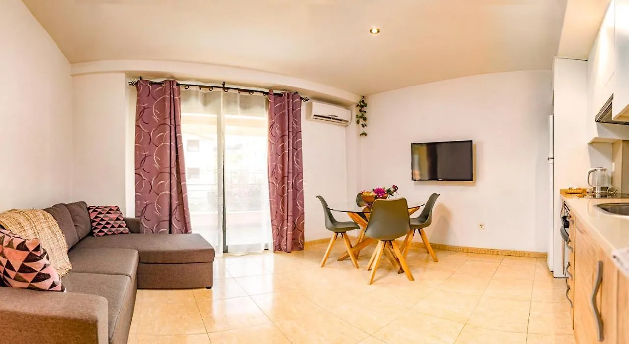 Ferienwohnung Parrot'S House Lloret de Mar