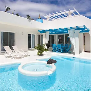 34 , Corralejo Spain